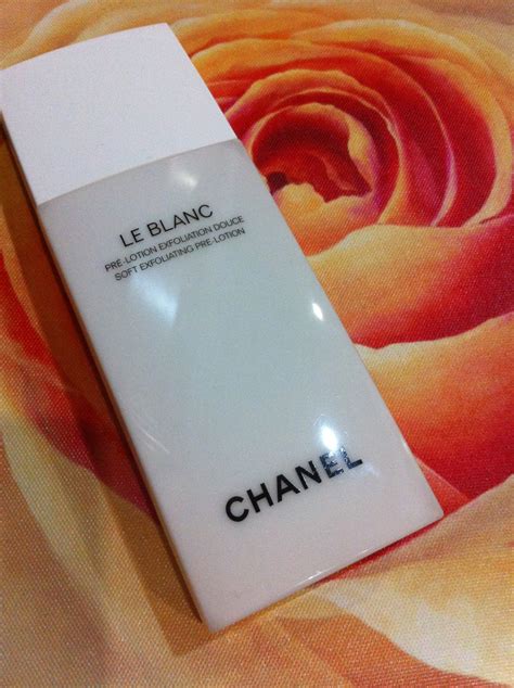 chanel le blanc pre lotion exfoliation ราคา|นวัตกรรมใหม่ช่วยผลัดเซลล์ผิว Chanel LE BLANC Soft Exfoliating .